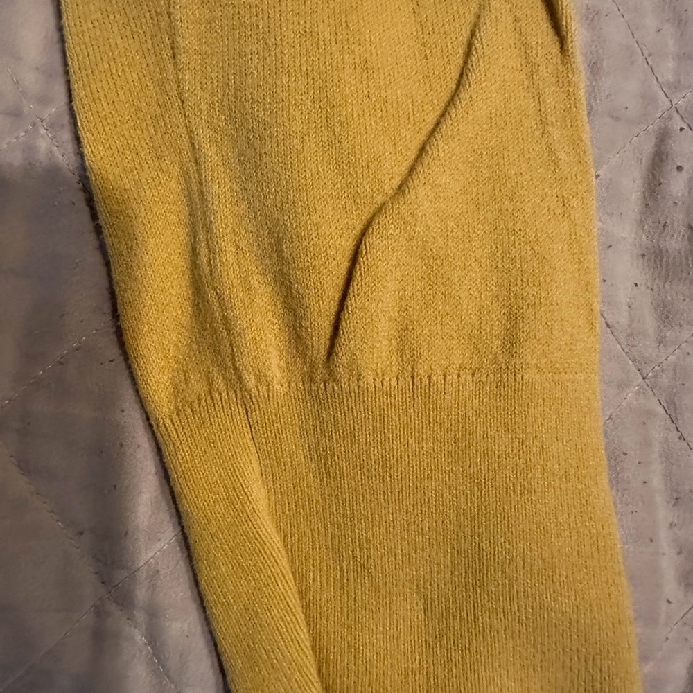 Yellow Women's Anthropologie Cardigan with pockets- size-medium/large - Picture 5 of 14